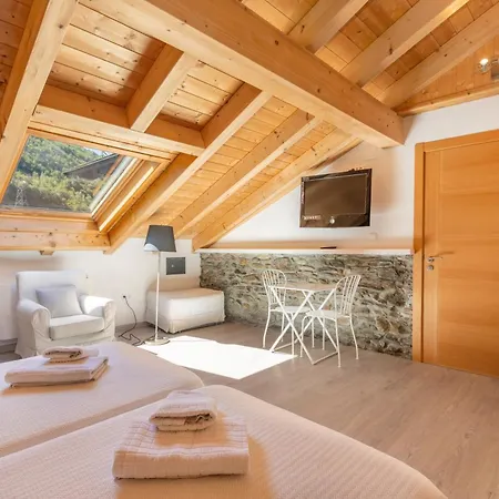 Casa Guillem 2 *